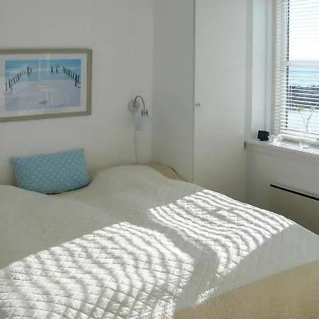 Iv Apartment